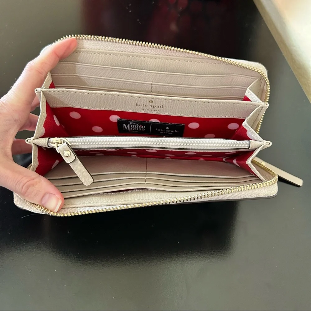 Kate Spade x Disney Minnie Mouse Lacy Continental Zip Wallet